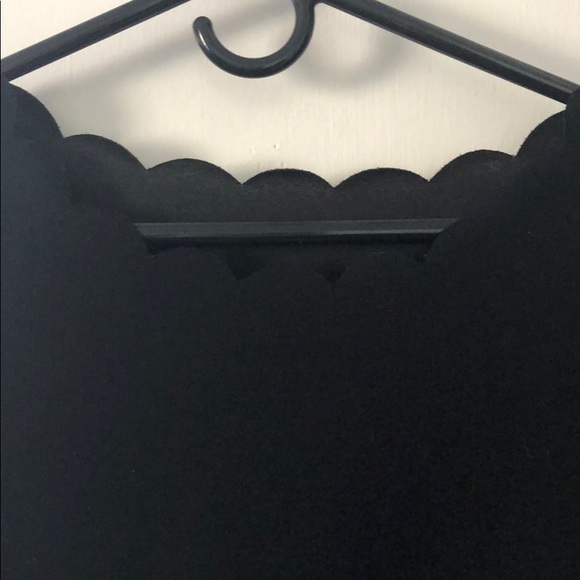 Scallop Hem Shirt - Picture 3 of 3